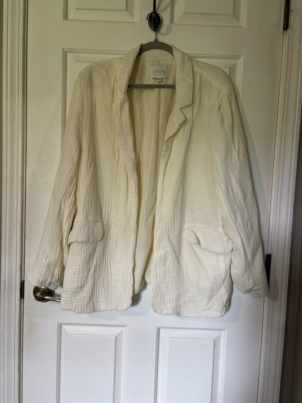 Gorgeous Stoosh Cream Textured Lightweight Blazer. Gauze material. Lined. XL.